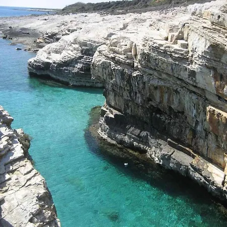 Apartment Attractive In Near Fratarski Otok Island Banjole