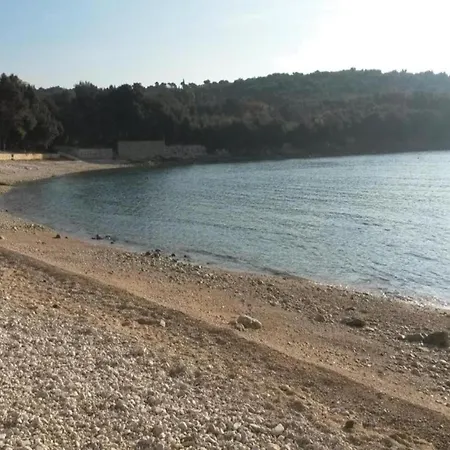 Attractive In Near Fratarski Otok Island Banjole