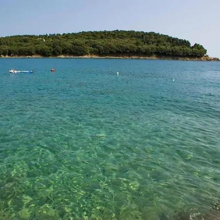 Apartment Attractive In Near Fratarski Otok Island Banjole